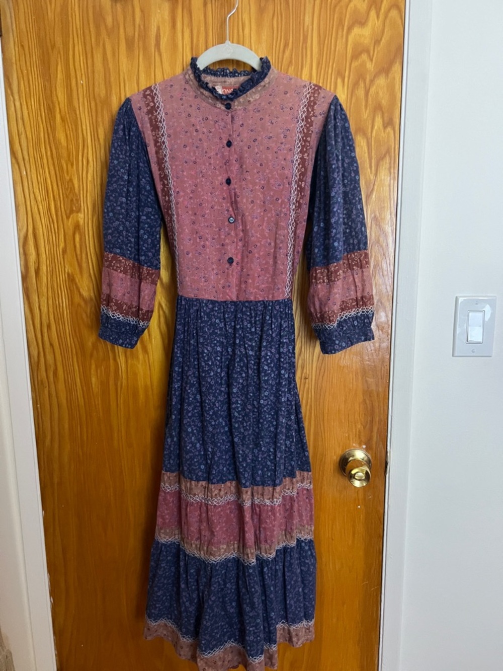 1970s Vintage Moonglow Indian Cotton Calico Floral Dress